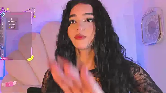 Snapshot of Summer_walkerr chatting on November 2025 01:04:02 PM Summer walkerr online show from November 2025 01:04:02 PM