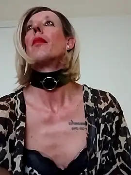 AlexiaXXL online show from March 2026 03:25:01 AM