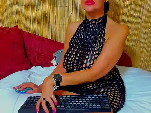 Snapshot of shannon4u chatting on June 2026 02:24:02 AM shannon4u online show from June 2026 02:24:02 AM