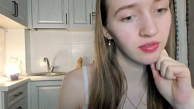 leslie my lovee online show from December 2025 05:13:01 AM