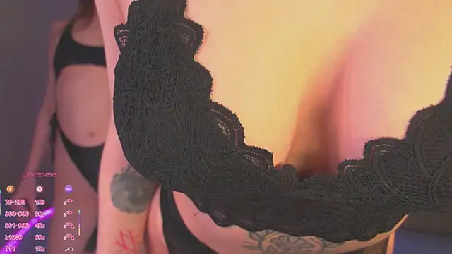 Snapshot of Kinky_Girls chatting on November 2025 09:15:01 PM Kinky Girls online show from November 2025 09:15:01 PM