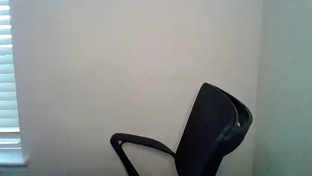 Paisleehaze online show from January 2026 02:32:02 PM