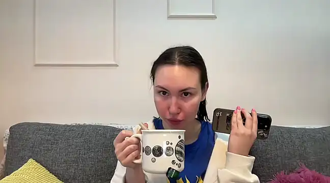 GIGI BENNET online show from March 2025 05:02:01 AM