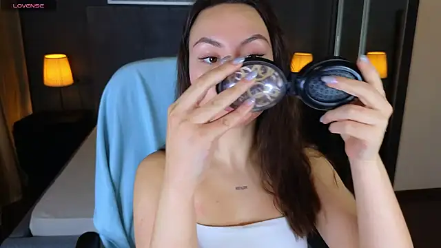 GIGI BENNET online show from January 2025 09:13:01 AM