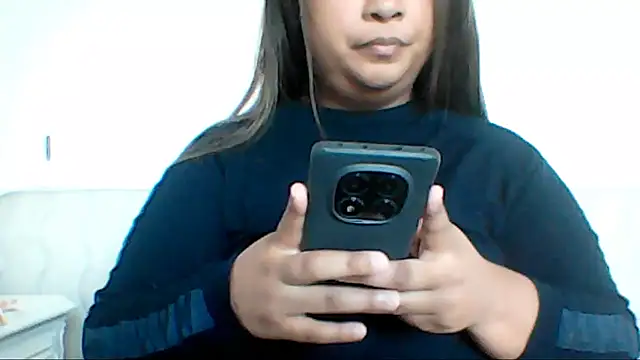 Snapshot of ArisaGonzalez chatting on May 2026 11:22:02 AM ArisaGonzalez online show from May 2026 11:22:02 AM