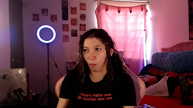 AllyDonfort online show from March 2026 08:31:02 PM