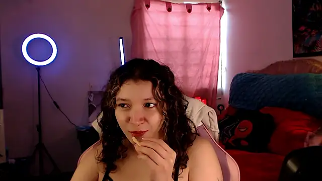 AllyDonfort online show from February 2026 08:25:01 PM