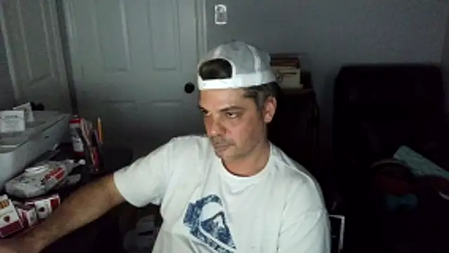   Zeus     online show from December 2025 09:15:01 PM