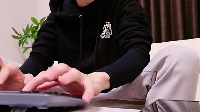 Snapshot of Hanabi-hentai chatting on December 2024 12:13:01 PM Hanabi-hentai online show from December 2024 12:13:01 PM