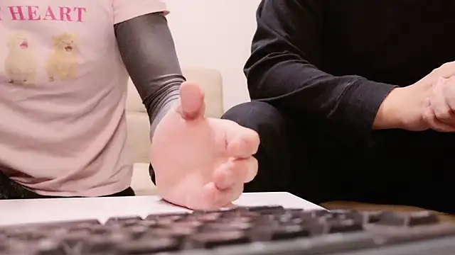 Snapshot of Hanabi-hentai chatting on December 2024 12:38:02 PM Hanabi-hentai online show from December 2024 12:38:02 PM