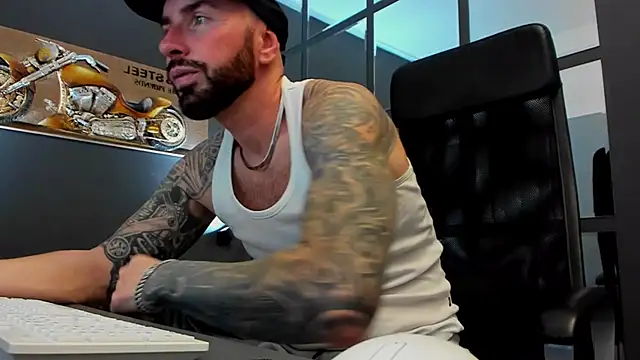 AronGrant online show from October 2025 10:36:02 AM