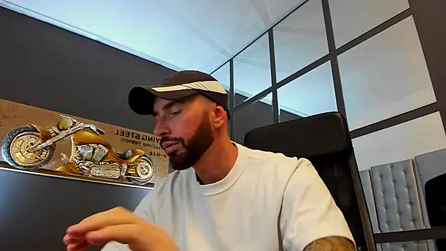 AronGrant online show from September 2025 09:27:01 AM