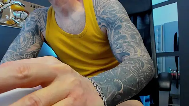 AronGrant online show from April 2026 08:21:01 AM