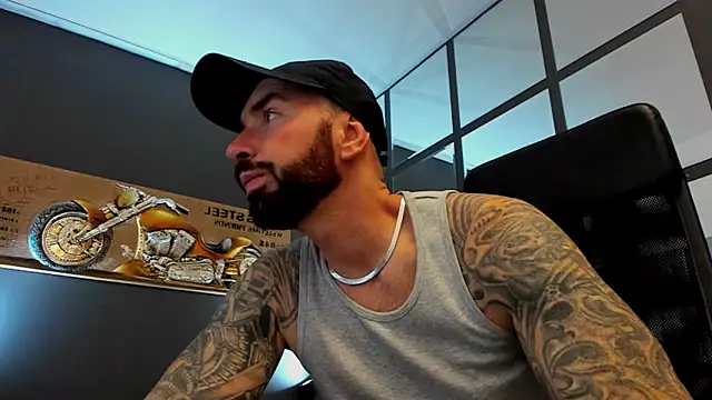 AronGrant online show from November 2025 09:54:02 AM