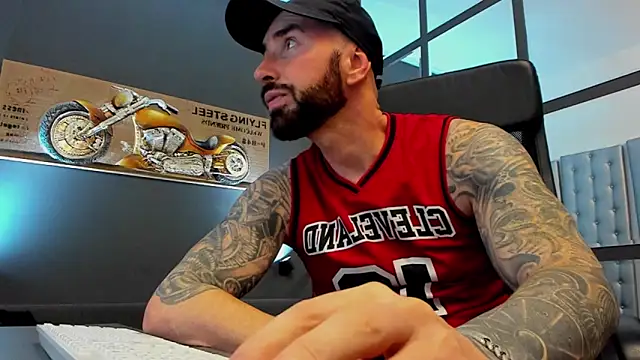 AronGrant online show from November 2025 11:20:02 AM