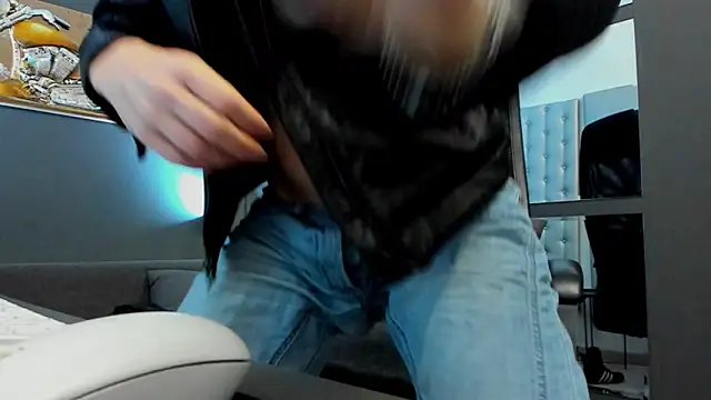 AronGrant online show from December 2025 09:14:01 AM