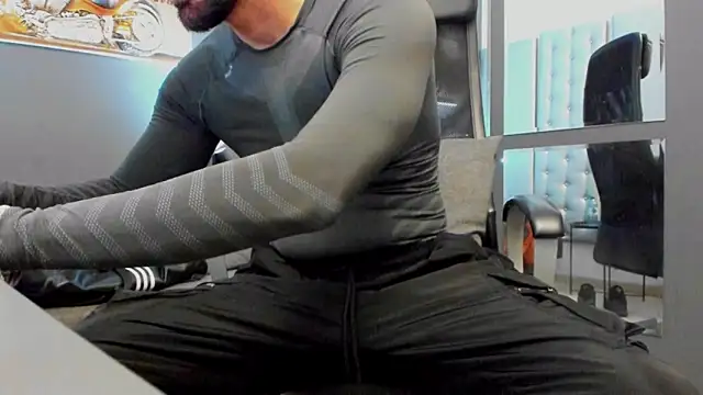 AronGrant online show from January 2026 11:27:02 AM