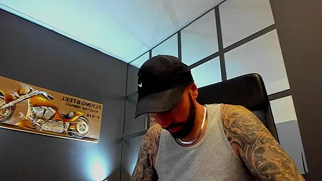 AronGrant online show from December 2025 10:58:02 AM