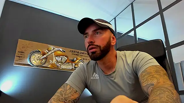 AronGrant online show from September 2025 10:44:01 AM