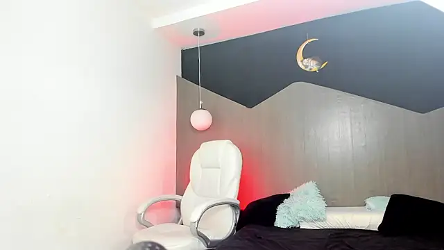 kate evans1 online show from April 2026 11:06:02 AM