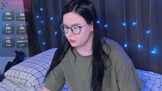 Snapshot of MyNameIsLilith chatting on January 2025 08:18:02 AM MyNameIsLilith online show from January 2025 08:18:02 AM
