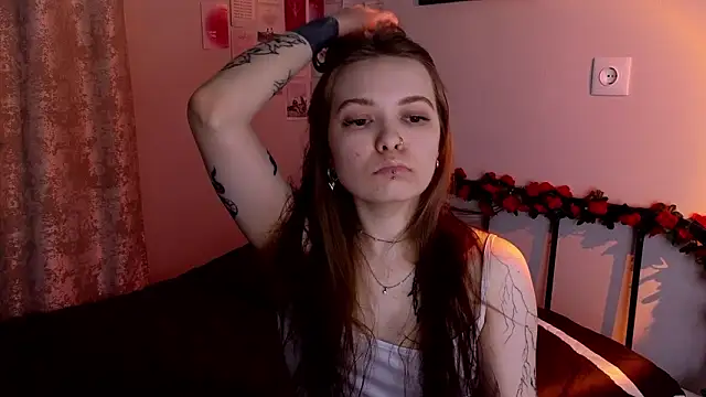 doll lol  online show from March 2026 05:25:02 PM