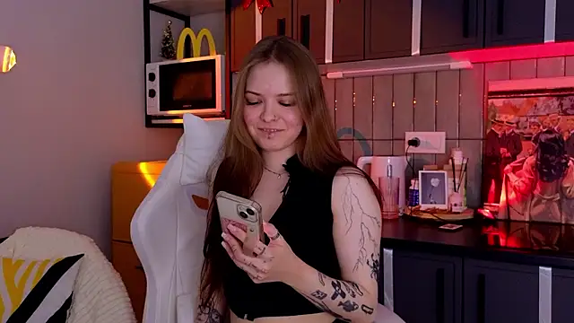 doll lol  online show from January 2026 12:03:02 AM