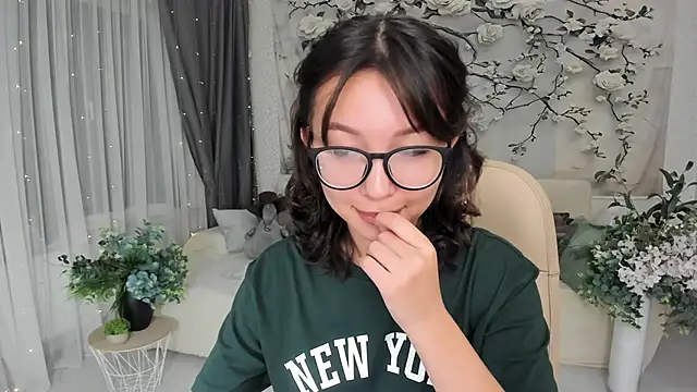 AgnieszkaBanana online show from September 2025 07:25:02 PM