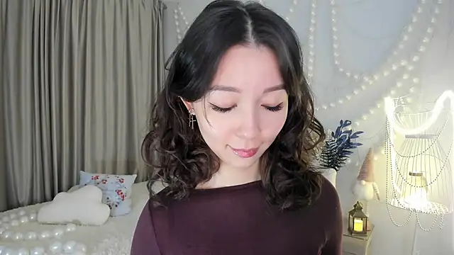 AgnieszkaBanana online show from December 2025 07:30:01 PM