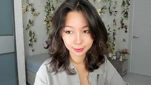 AgnieszkaBanana online show from November 2025 07:29:01 PM