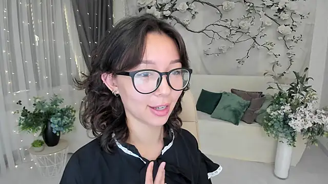 AgnieszkaBanana online show from September 2025 10:37:01 AM