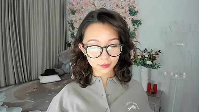 AgnieszkaBanana online show from October 2025 01:06:02 AM