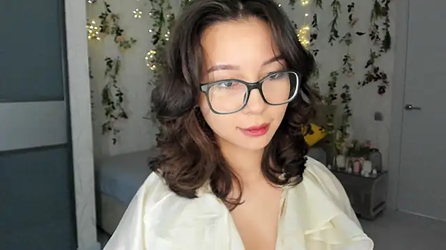 AgnieszkaBanana online show from November 2025 07:13:02 PM