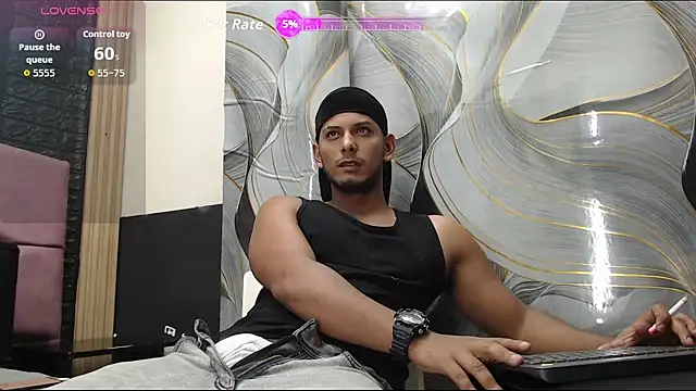 Chris Dick23 online show from November 2025 04:05:02 AM