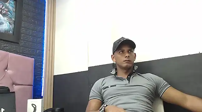 Snapshot of Chris_Dick23 chatting on March 2025 03:47:01 AM Chris Dick23 online show from March 2025 03:47:01 AM