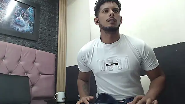 Chris Dick23 online show from October 2025 04:33:01 AM