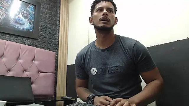 Chris Dick23 online show from October 2025 04:12:02 AM