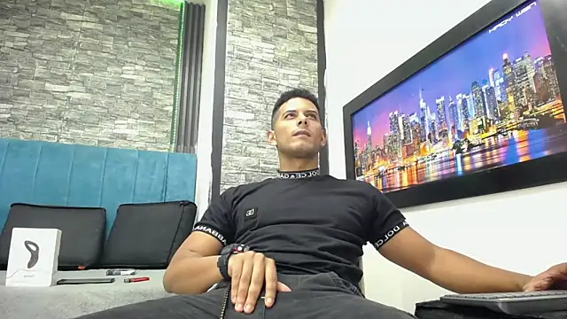 Chris Dick23 online show from March 2026 05:03:02 AM