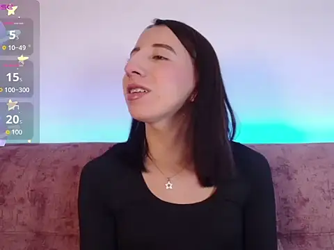 Miiaa doll online show from December 2025 02:16:01 AM