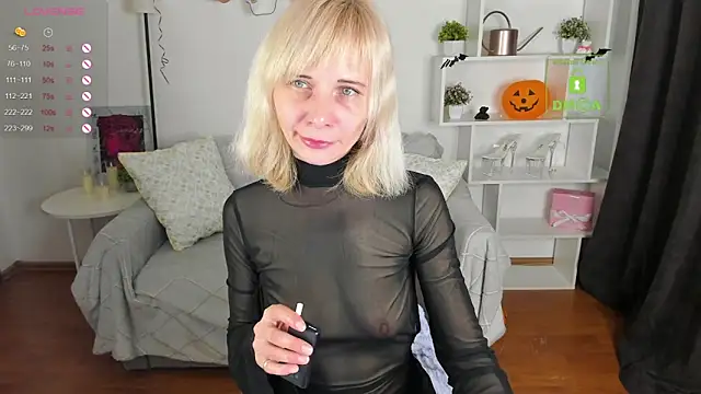 ElzaGlower online show from October 2025 01:57:01 AM