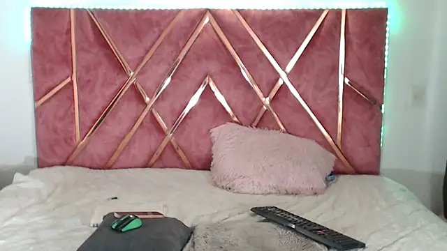 Snapshot of kattysanz1 chatting on September 2025 11:04:02 AM kattysanz1 online show from September 2025 11:04:02 AM