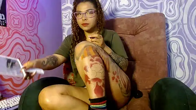 420viol3ta  online show from October 2025 11:26:02 PM