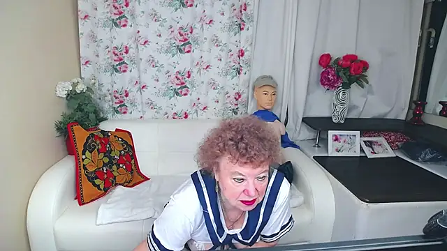Snapshot of YourHotGranny chatting on June 2026 10:48:01 AM YourHotGranny online show from June 2026 10:48:01 AM