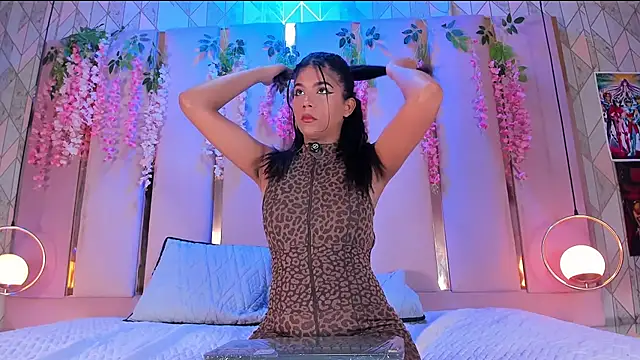 AlinaSweett online show from May 2026 02:49:01 PM