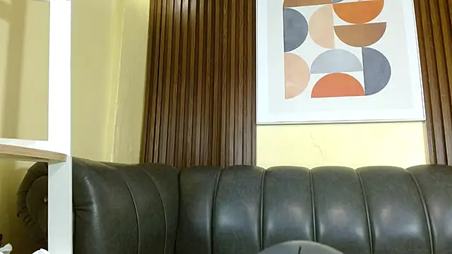 Nicole Ramires online show from February 2026 04:25:01 PM