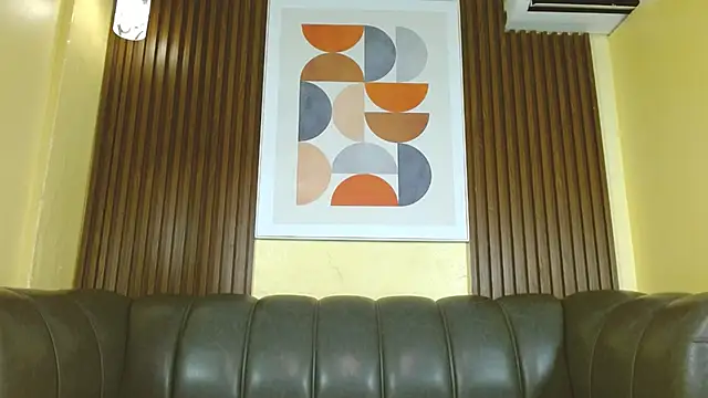 Nicole Ramires online show from March 2026 04:22:01 PM