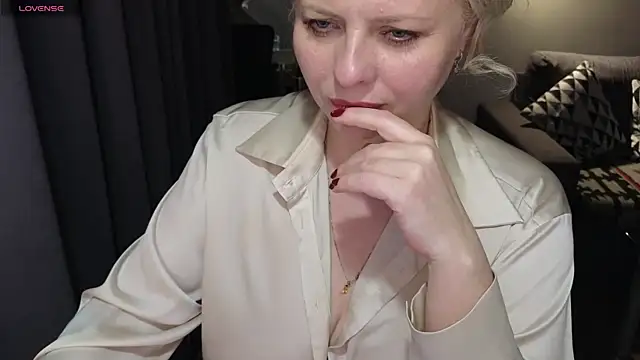 Gray swann online show from February 2025 11:30:01 PM