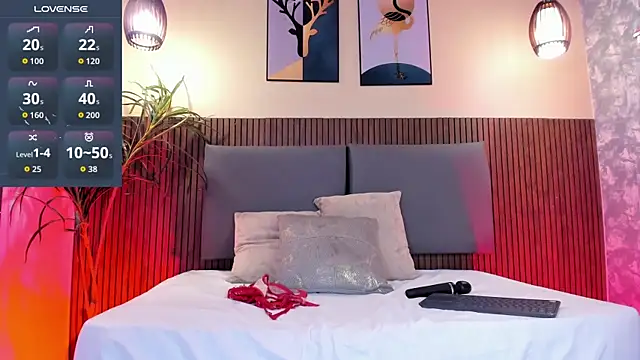 NicolleeEvanss online show from October 2025 11:56:01 AM