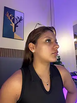Snapshot of NicolleeEvanss chatting on June 2026 10:32:01 AM NicolleeEvanss online show from June 2026 10:32:01 AM
