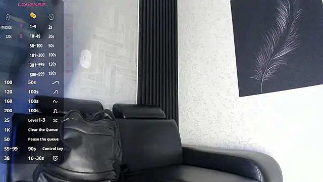 Lil Curved online show from October 2025 11:42:01 AM